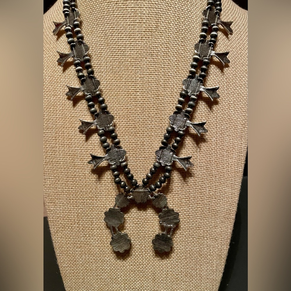 Squash Blossom Necklace Turquoise/Silver - Picture 9 of 11